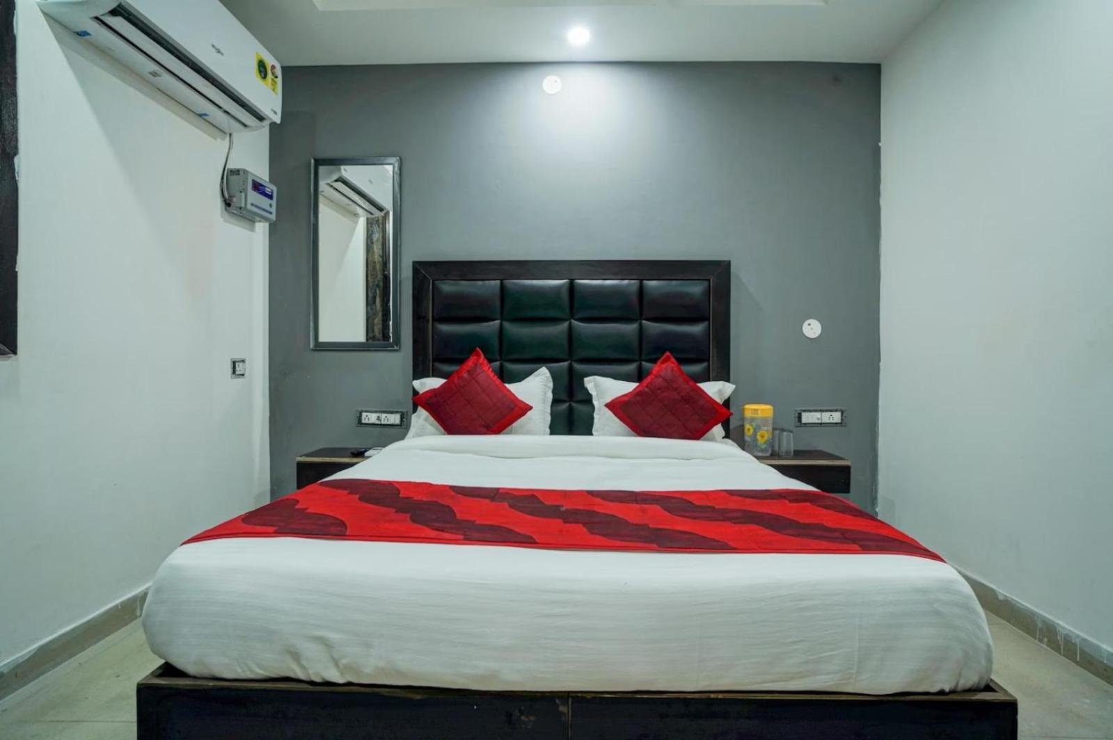 Hotel Green Snapper'100 M From Delhi University Near Isbt Kashmiri Gate New Delhi Exterior photo