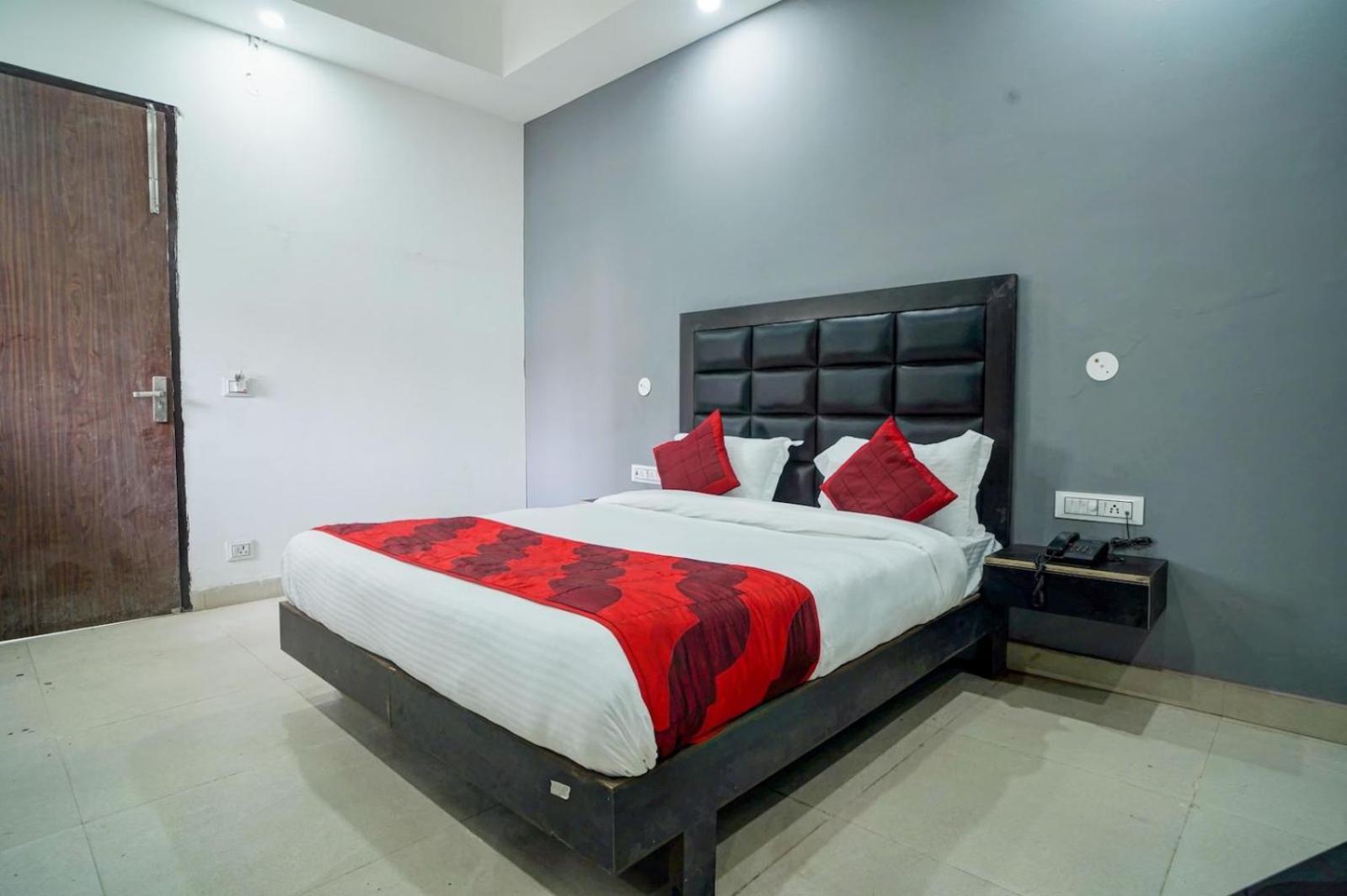 Hotel Green Snapper'100 M From Delhi University Near Isbt Kashmiri Gate New Delhi Exterior photo