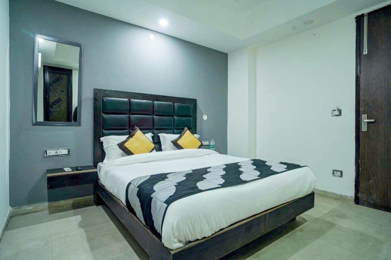 Hotel Green Snapper'100 M From Delhi University Near Isbt Kashmiri Gate New Delhi Exterior photo