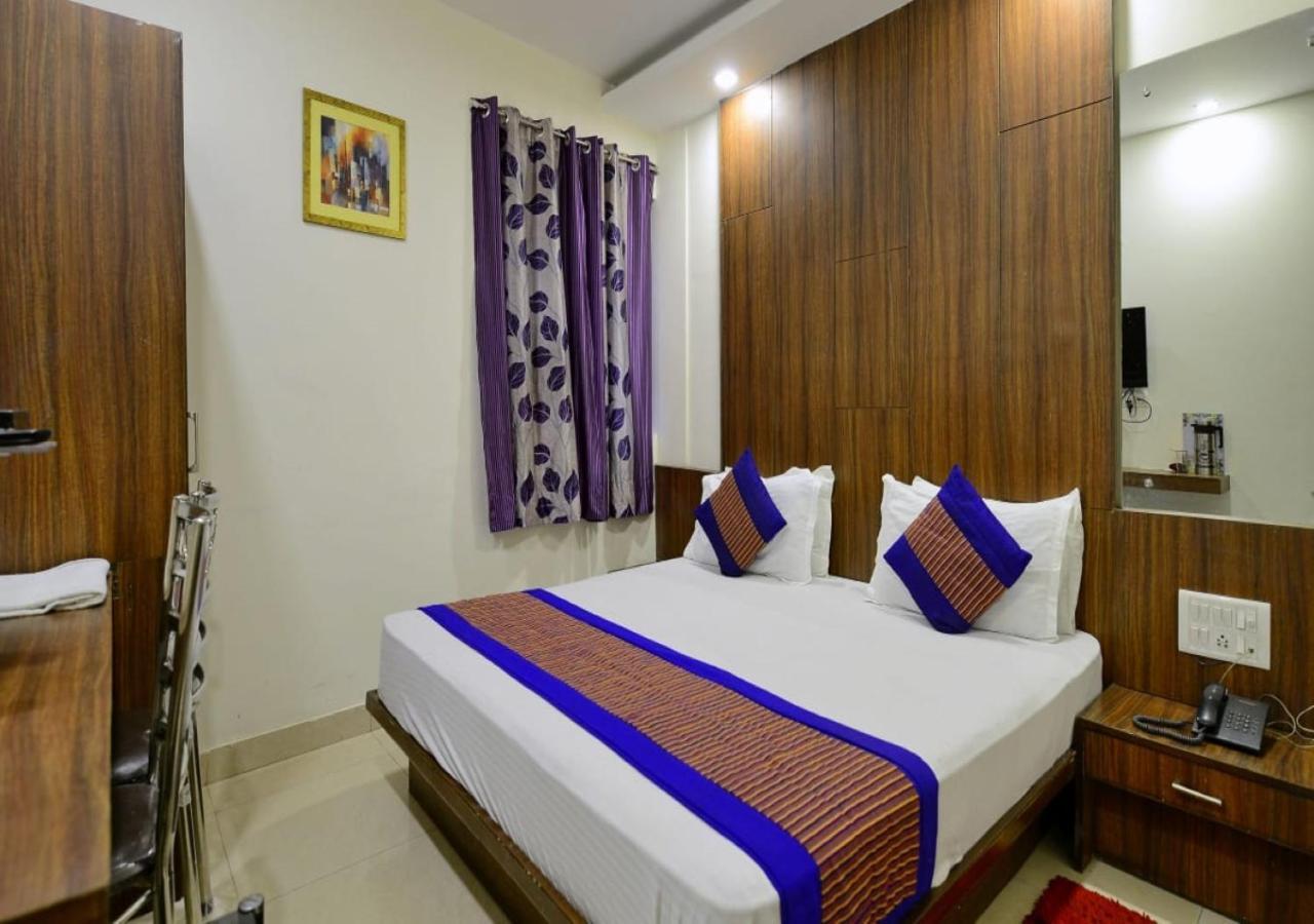 Hotel Green Snapper'100 M From Delhi University Near Isbt Kashmiri Gate New Delhi Exterior photo