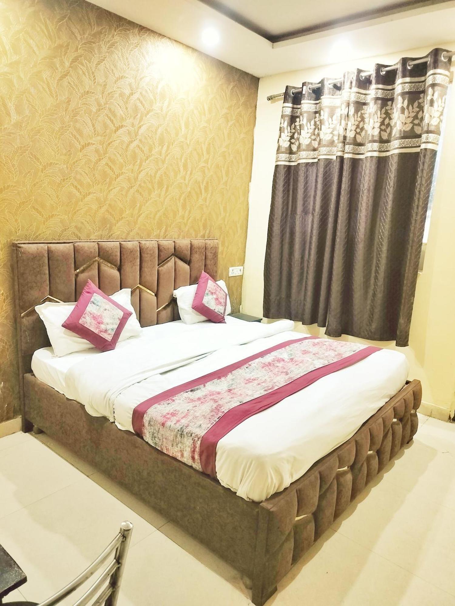 Hotel Green Snapper'100 M From Delhi University Near Isbt Kashmiri Gate New Delhi Exterior photo